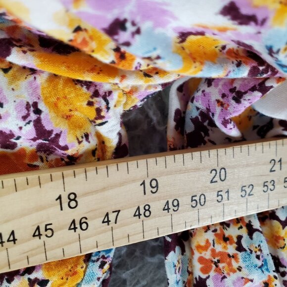 Cato Top Womens Size 14/16W Multicolor Floral Tiered Long Sleeve V-Neck Blouse - Picture 7 of 9